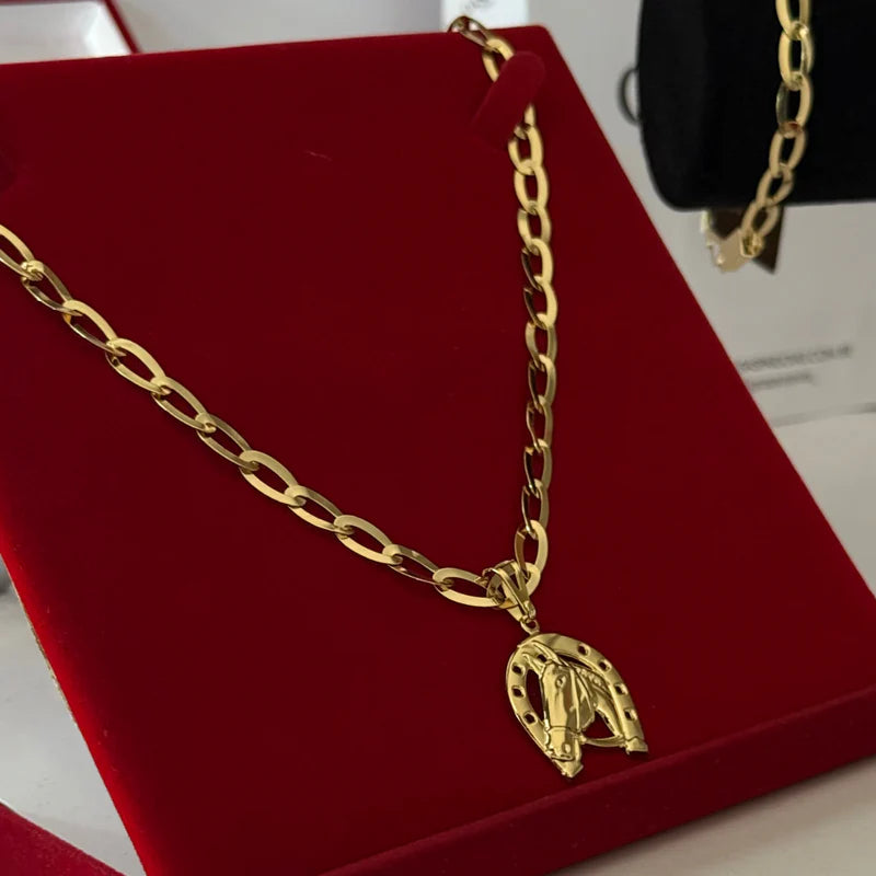 Kit Corrente e Pulseira Chapeada 6mm - MOEDA ANTIGA IDENTICO AO OURO 18K - (PINGENTE CAVALO DE BRINDE)