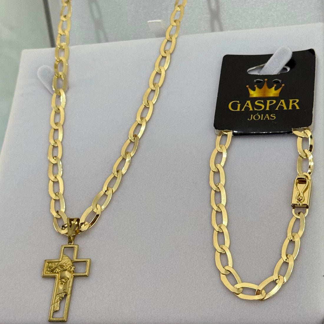 Kit Corrente e Pulseira Chapeada 6mm - BANHADO A OURO 18K - (PINGENTE CRUZ FACE DE BRINDE)