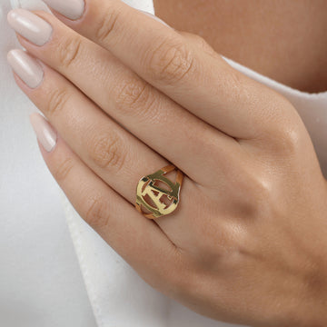Anel de Letra (Banhado a Ouro 18k)